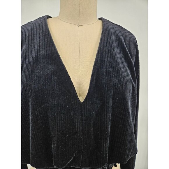 NWOT Good American Velvet Blouse Womens 0/Sm Black V Neck Front Tie Long Sleeves - Picture 2 of 9
